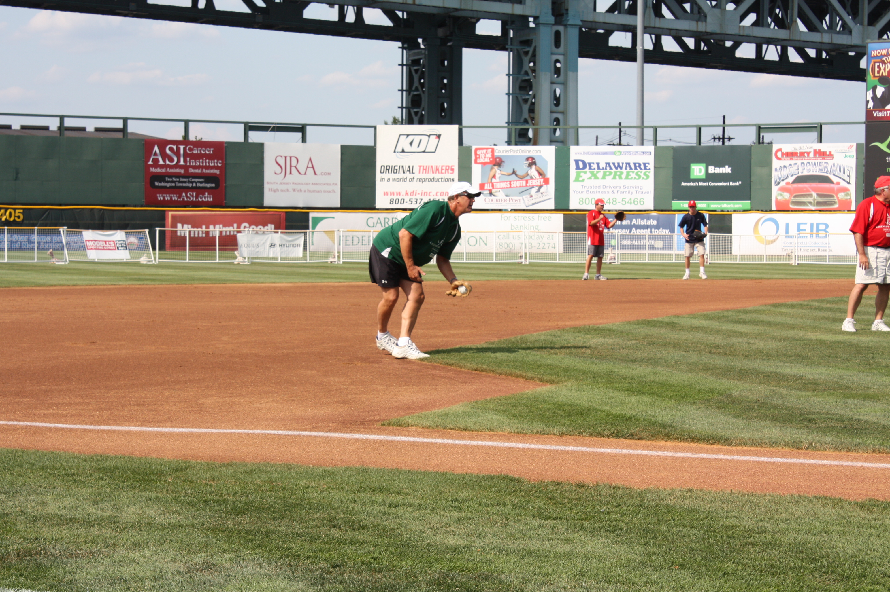 Celebrity softball 9
